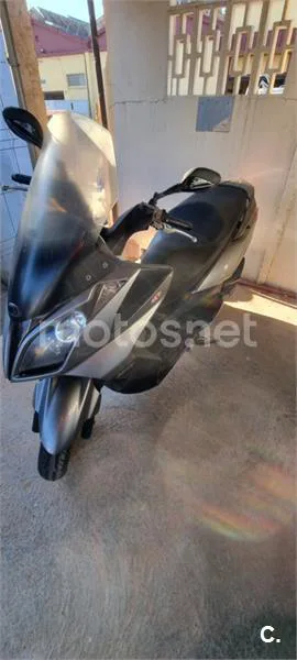 Kymco Super Dink 125 1300 € 2014 Valencia - 1