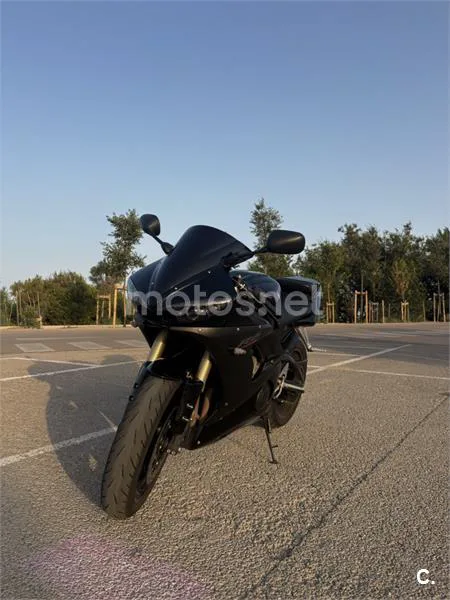 Yamaha YZF-R6 - Vista 1