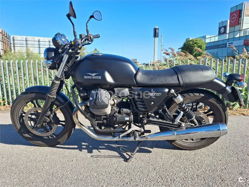 Moto Guzzi V7 II 4000 € 2015 Barcelona - 1