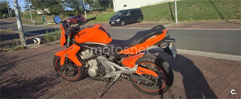 Kawasaki ER-6n - Vista 1