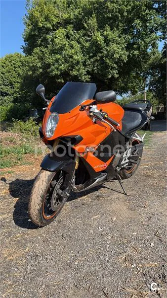 Hyosung GT 250 R Comet 1800 € 2007 Lugo - 1