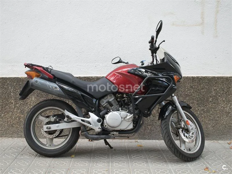 Honda XL125V Varadero - Vista 1