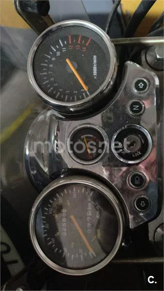 Hyosung Aquila GV 250 1000 € 2004 Sevilla - 1