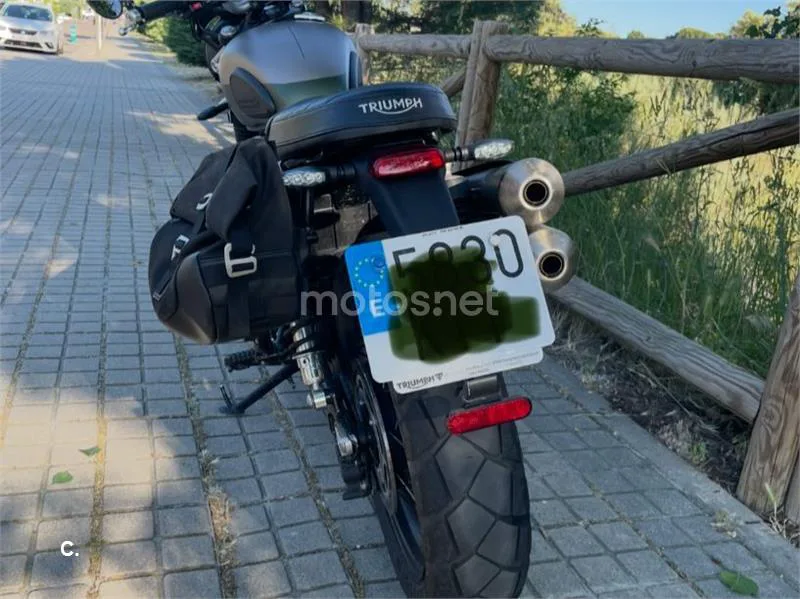 Triumph Scrambler 900 - Vista 1