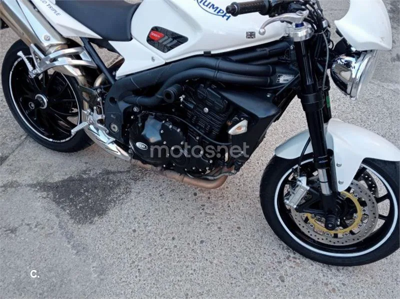 Triumph Speed Triple 2800 € 2008 Palencia - 1