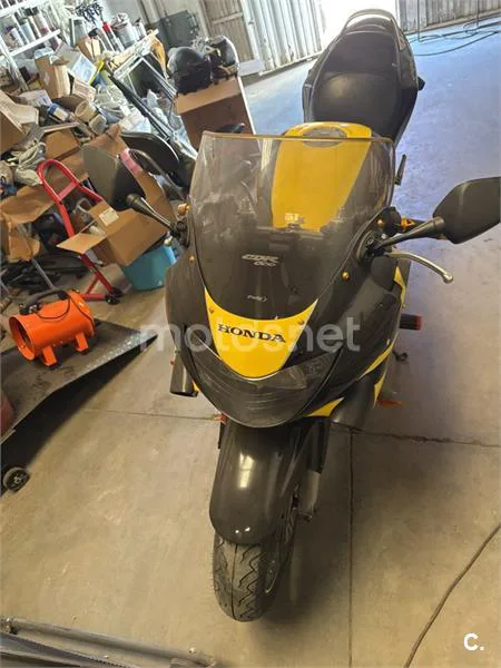 Honda CBR600F 2000 € 1999 Sevilla - 1