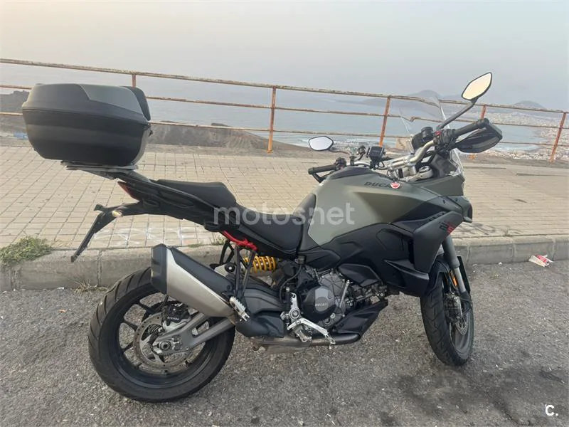 Ducati Multistrada V2 - Vista 1