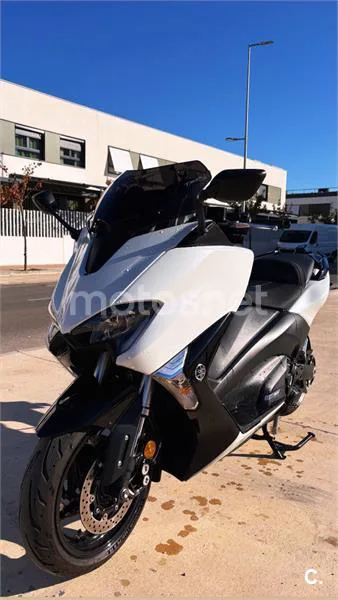 Yamaha TMAX 9200 € 2019 Madrid - 1