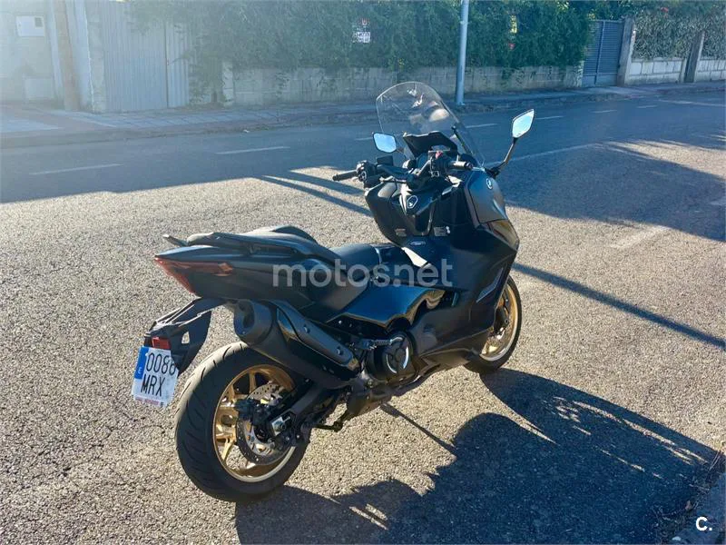 Yamaha TMAX 14.300 € 2024 Ourense - 1