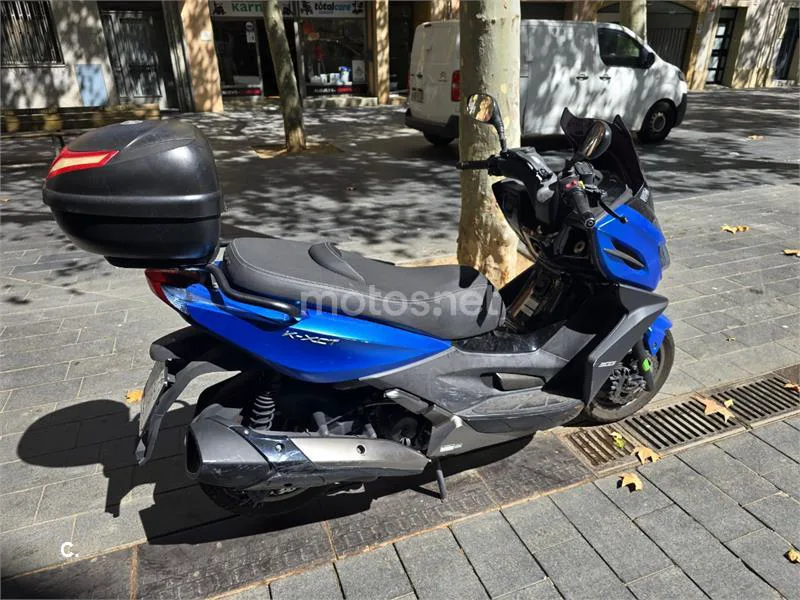 Kymco K-XCT 300i - Vista 1