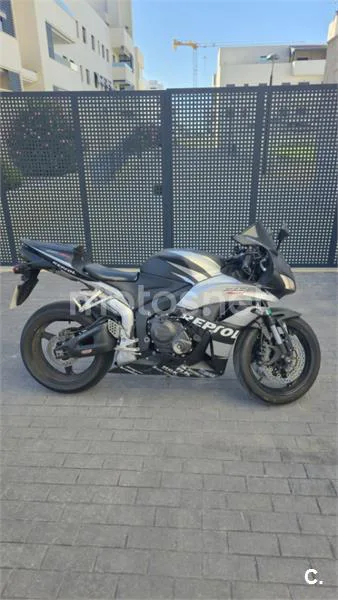 Honda CBR600RR 5500 € 2008 Toledo - 1