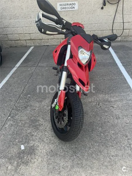 Ducati Hypermotard 796 4200 € 2011 Barcelona - 1