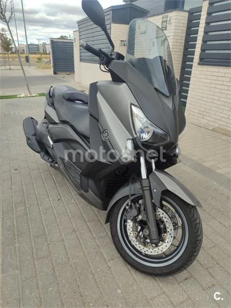 Yamaha XMAX 400 2900 € 2016 Madrid - 1