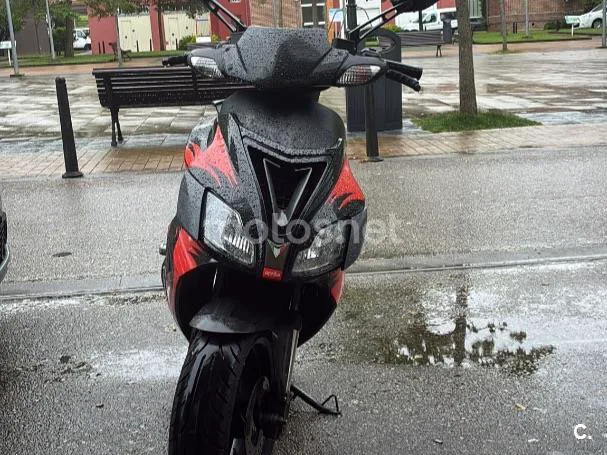 Aprilia SR 50 Racing - Vista 1