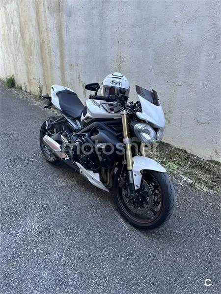 Triumph Street Triple 6000 € 2016 Cantabria - 1