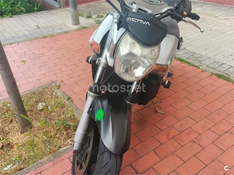 Suzuki GSR600 1700 € 2007 Barcelona - 1