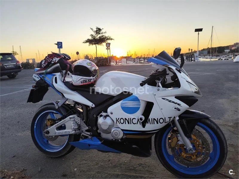 Honda CBR600RR 2700 € 2004 Sevilla - 1