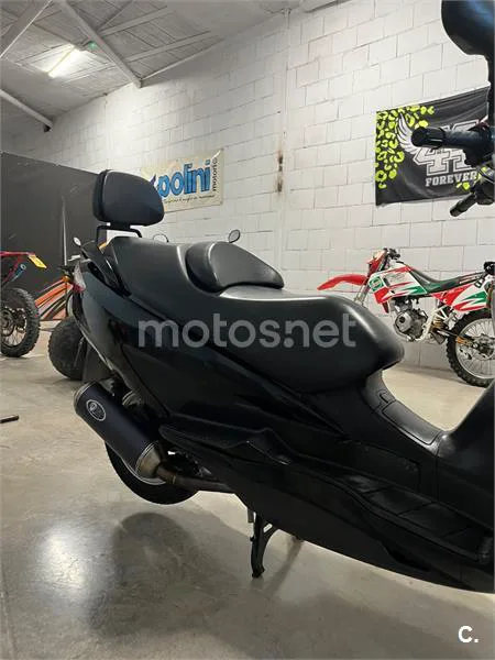 Suzuki Burgman 200 2100 € 2011 Jaén - 1