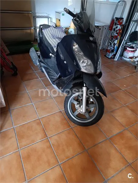 Piaggio X7 125 1100 € 2007 Madrid - 1
