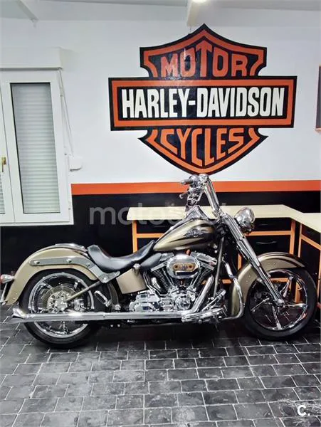Harley-Davidson CVO Softail Convertible 15.999 € 2012 Málaga - 1