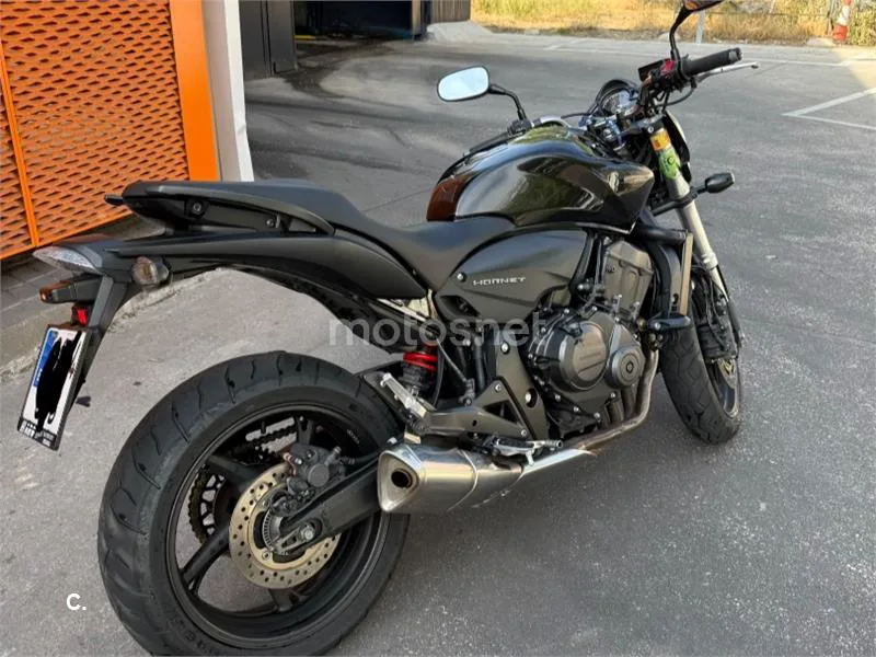 Honda CB600F Hornet 4000 € 2010 Madrid - 1