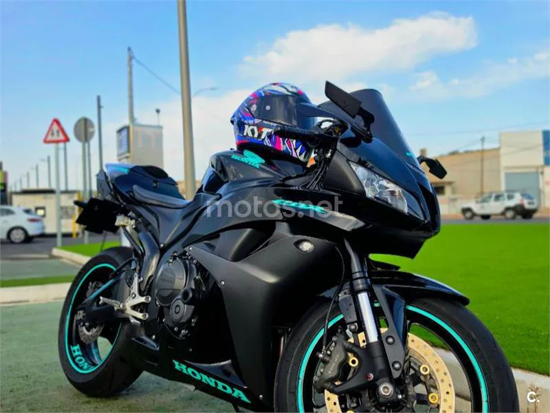 Honda CBR600RR 6800 € 2008 Murcia - 1