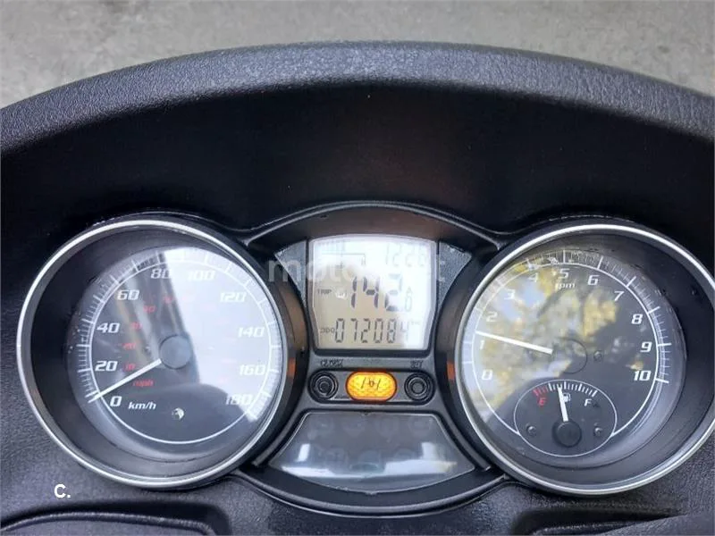 Piaggio MP3 400 - Vista 1