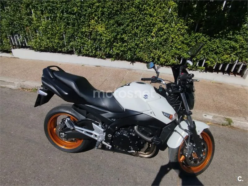 Suzuki GSR600 2500 € 2011 Madrid - 1