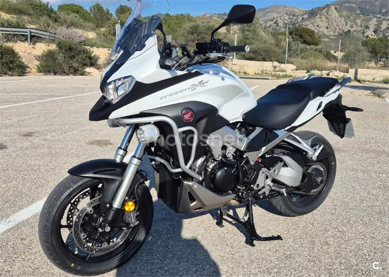 Honda VFR800X Crossrunner 10.490 € 2020 Alicante - 1