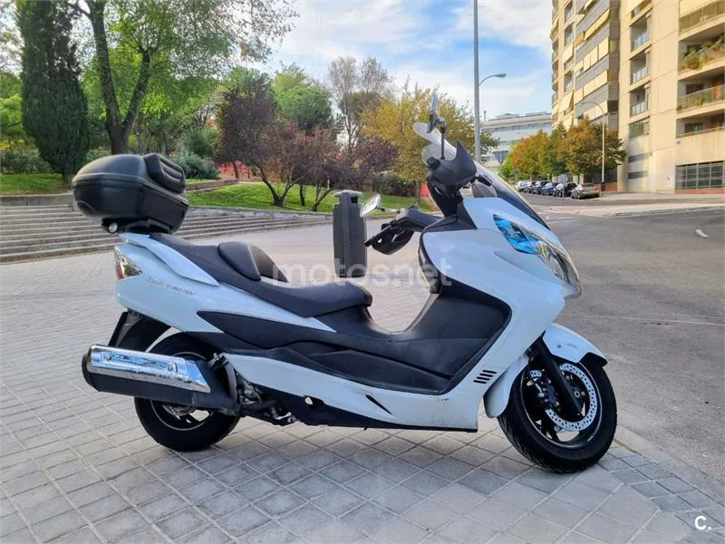 Suzuki Burgman 400 1700 € 2016 Madrid - 1