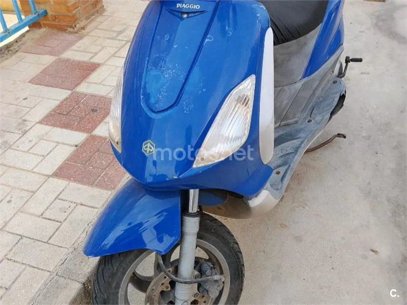 Piaggio Fly 125 - Vista 1