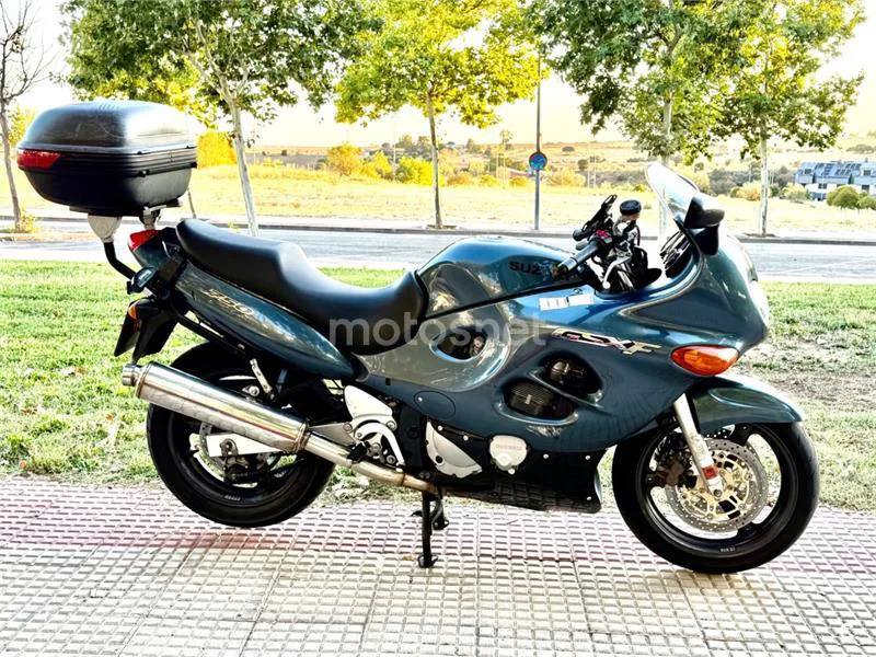 Suzuki GSX750F 1600 € 2000 Madrid - 1