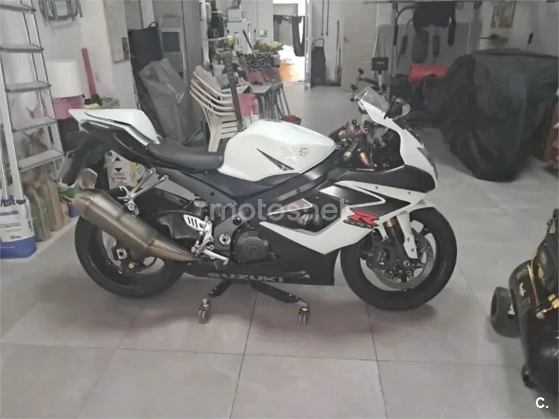 Suzuki GSX-R1000 7000 € 2006 Alicante - 1