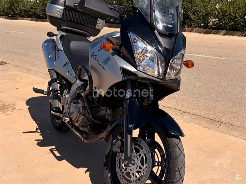 Suzuki V-Strom 650 2750 € 2004 Ciudad Real - 1