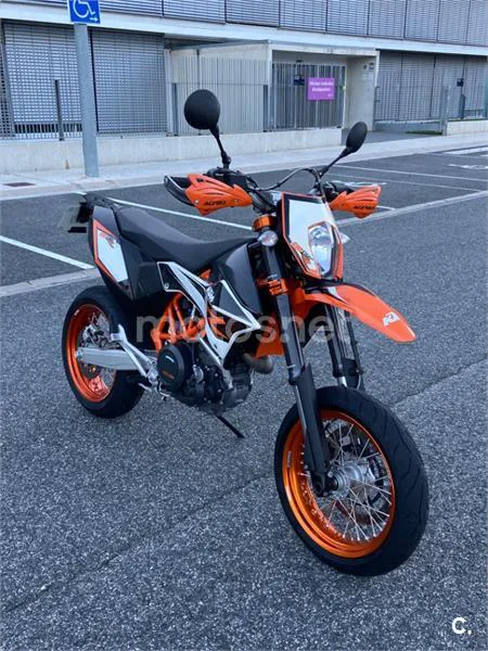 KTM 690 SMC R 6200 € 2012 Navarra - 1