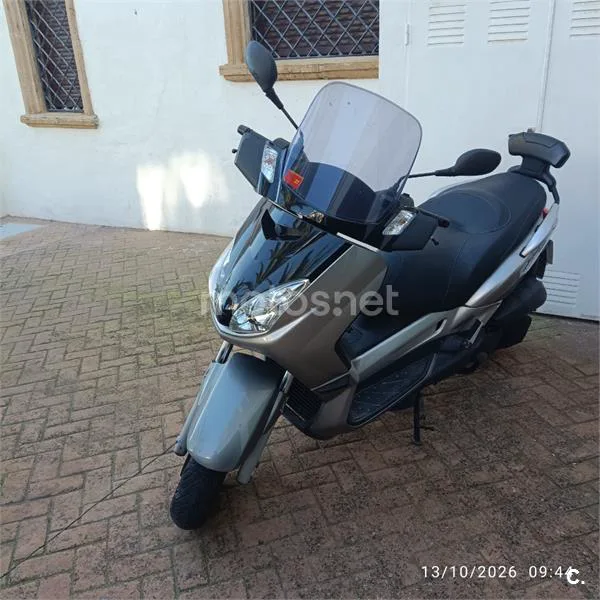 Yamaha XMAX 250 - Vista 1
