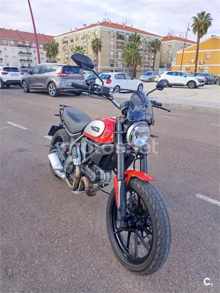 Ducati Scrambler 4900 € 2016 Badajoz - 1