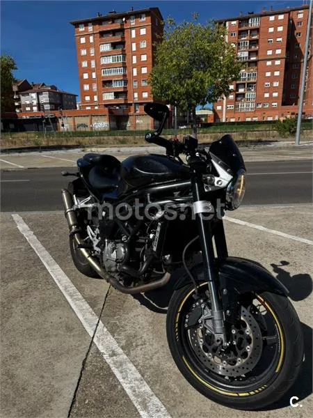 Hyosung Aquila GV 650i EFI 2000 € 2012 León - 1