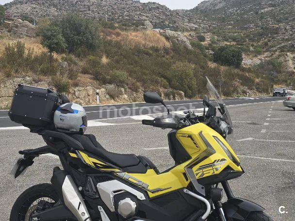Honda X-ADV 12.900 € 2025 Madrid - 1