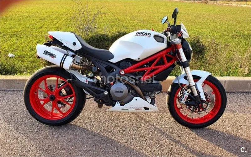 Ducati Monster 796 4300 € 2011 Salamanca - 1