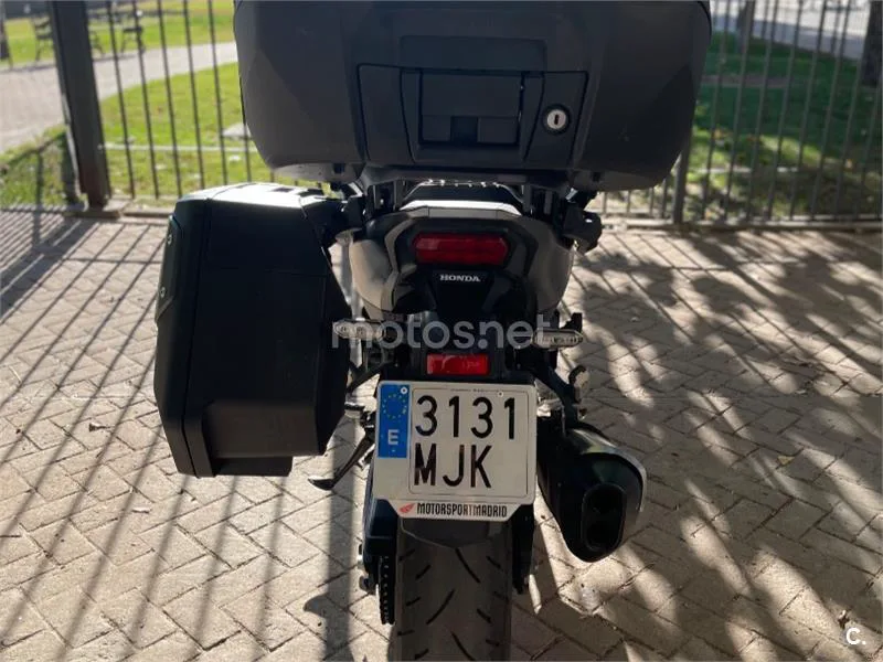 Honda NT1100 - Vista 1