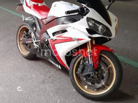Yamaha YZF-R1 7000 € 2010 Salamanca - 1