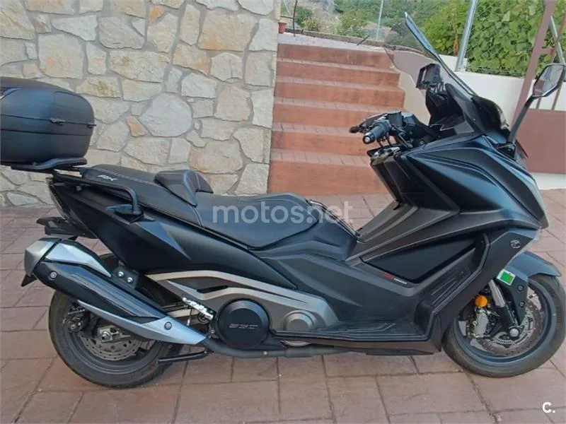 Kymco AK 550 4200 € 2017 Guadalajara - 1