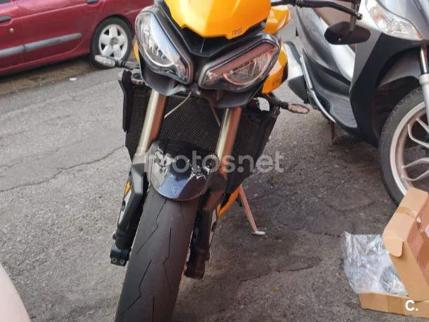 Triumph Street Triple 765 9599 € 2023 Las Palmas - 1