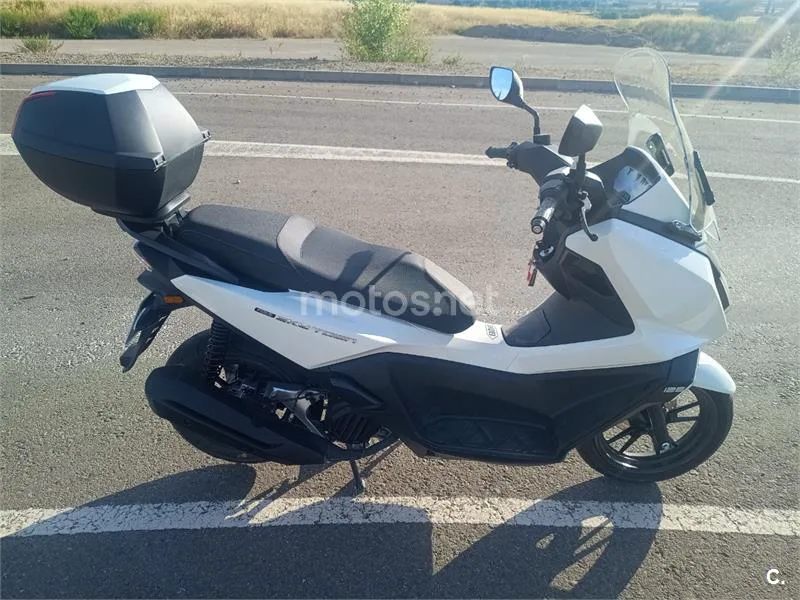 Kymco Sky Town 125 2200 € 2025 Huesca - 1
