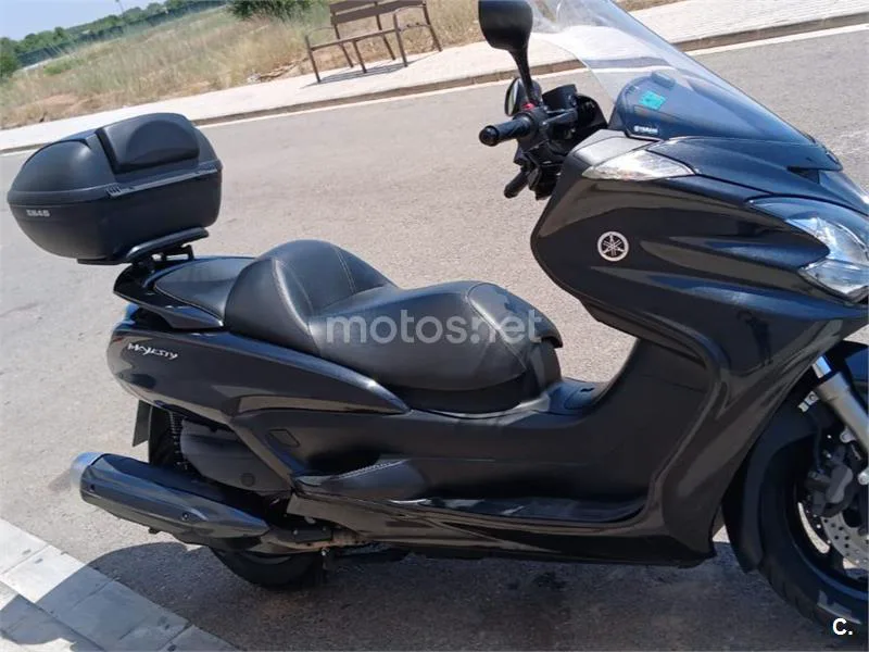 Yamaha XMAX 400 2000 € 2013 Valencia - 1