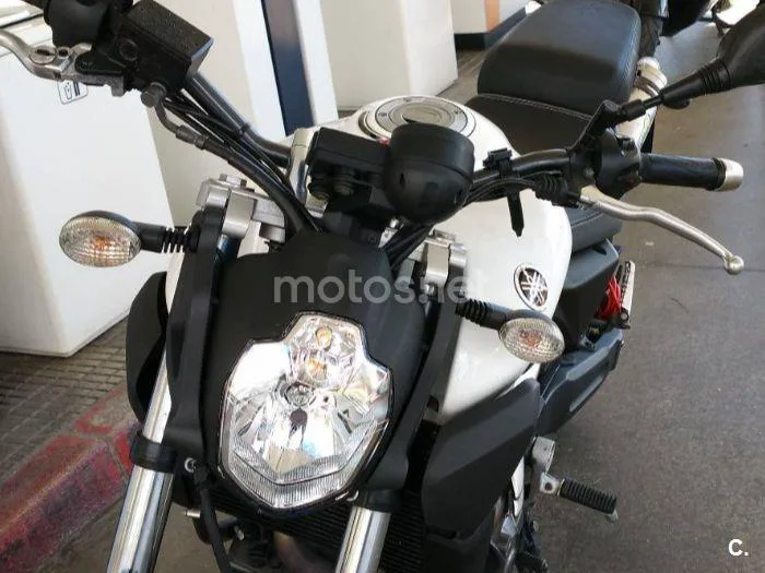 Yamaha MT-03 2950 € 2008 Alicante - 1