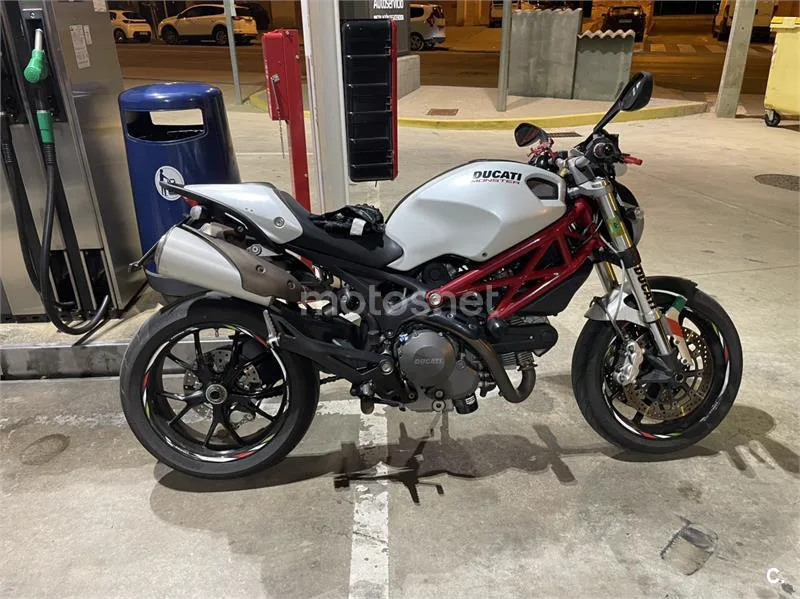 Ducati Monster 796 4200 € 2010 Zaragoza - 1