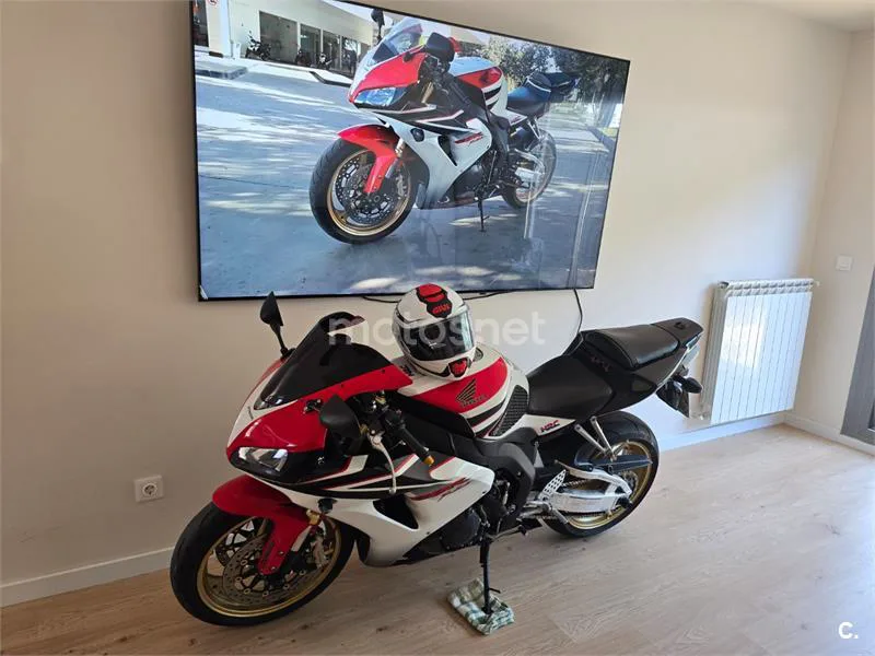 Honda CBR1000RR Fireblade 6200 € 2006 Madrid - 1