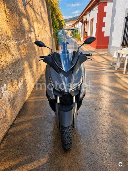 Yamaha XMAX 125 3800 € 2022 Barcelona - 1